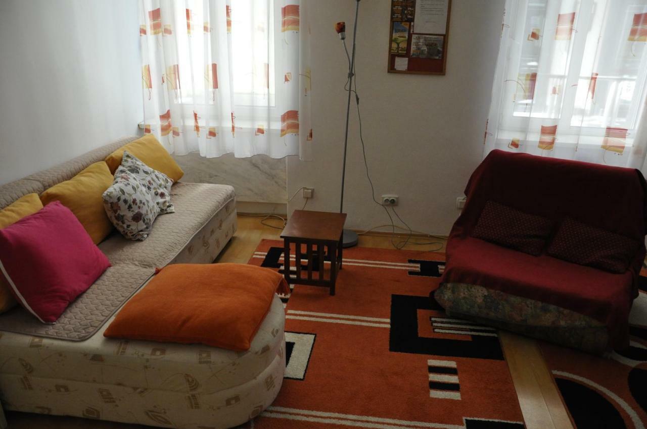 Apartment Angie Belgrado Esterno foto